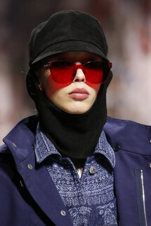 Details Christian Dior , Details Dior Fall 2018 Ready-to-Wear , Детали показа Кристиан Диор , Детали показа Диор осень зима 2018 , Fashion show , неделя моды в Париже , PFW , Мария Грация Кьюри , Mainstyles